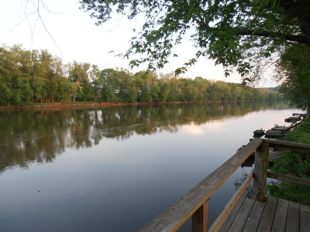 Martin'S River Cabin Villa Dresden Exterior photo